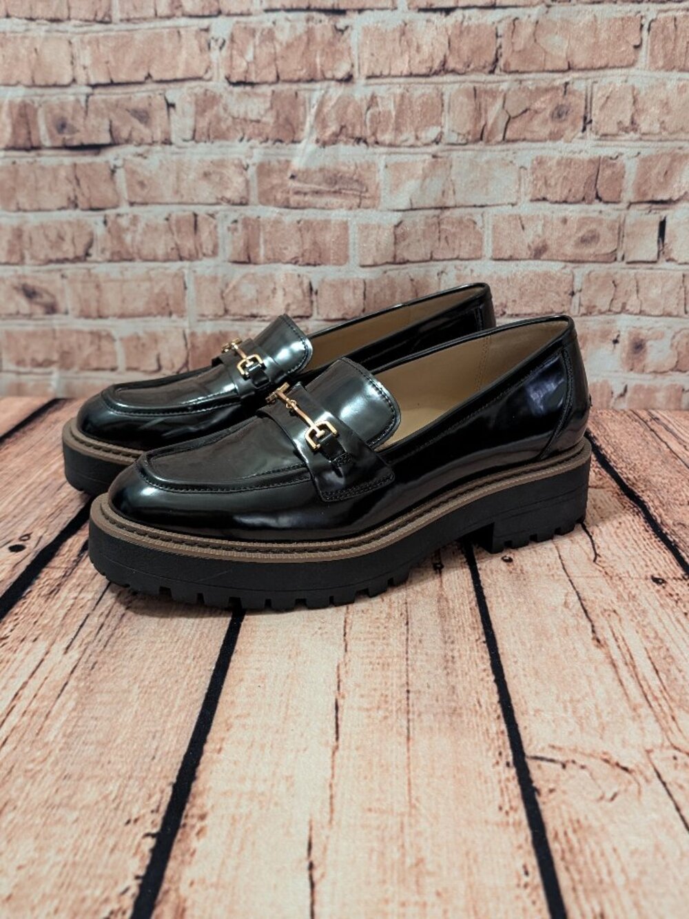 Sam Edelman Laurs Black Patent Loafer with Gold Accent Size 10M